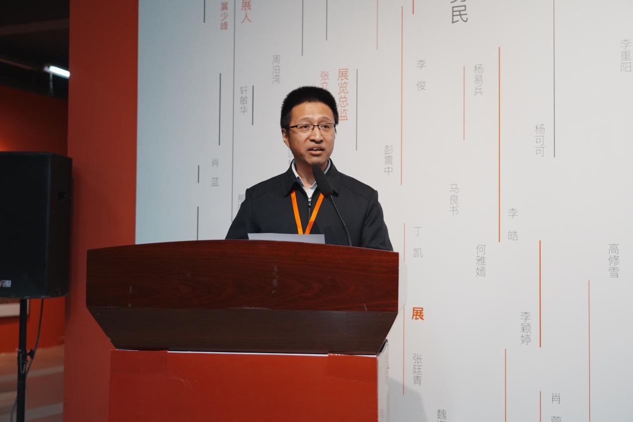 8181801威尼斯校长张平2